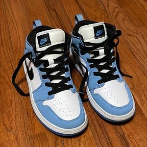 Boy’s Light Blue and Black Nike Jordan High Sneakers 3Y